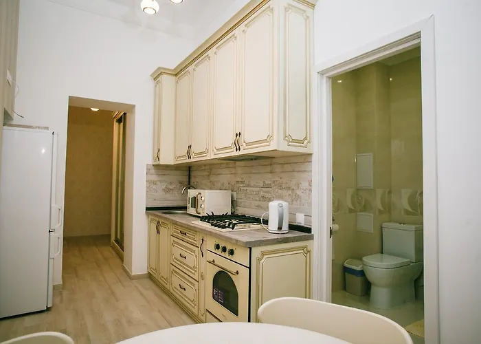 Apartment On Stefanyka 11